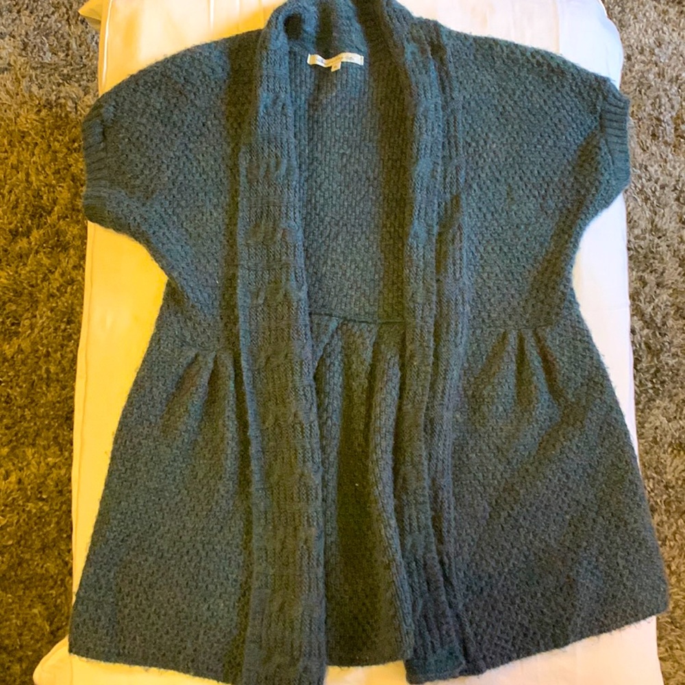 Women’s open front short sleeve sweater